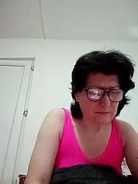 Vera Elle online show from February 2026 10:30:02 PM