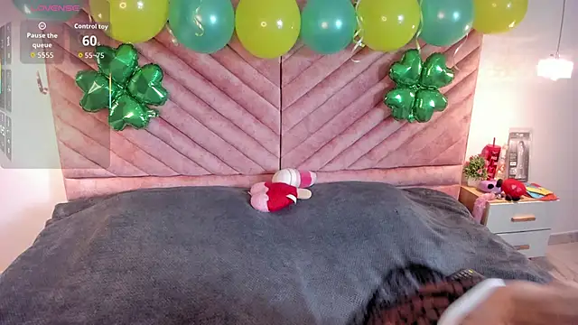 Zoe Vg online show from March 2026 06:33:01 PM