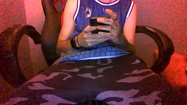 Dikklauss online show from October 2025 07:13:02 PM