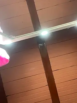 Rachellcooperrr online show from December 2025 06:39:02 AM