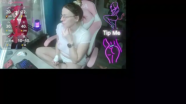 Snapshot of rubystrip chatting on November 2025 08:09:01 PM rubystrip online show from November 2025 08:09:01 PM