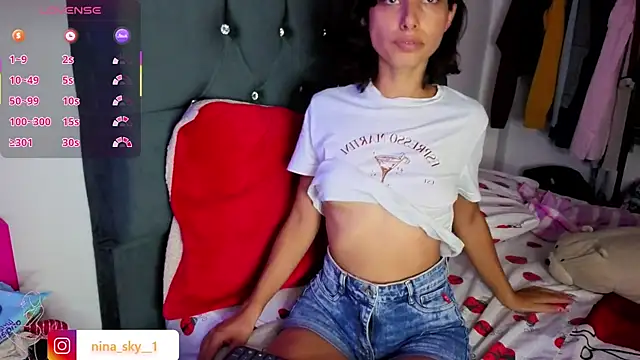 Snapshot of nina_sky chatting on November 2025 03:23:02 PM nina sky online show from November 2025 03:23:02 PM