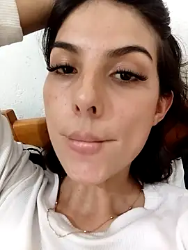 Snapshot of nina_sky chatting on December 2025 09:23:02 PM nina sky online show from December 2025 09:23:02 PM