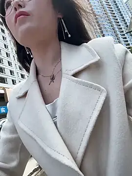 xtt1689999 online show from March 2026 03:55:02 AM