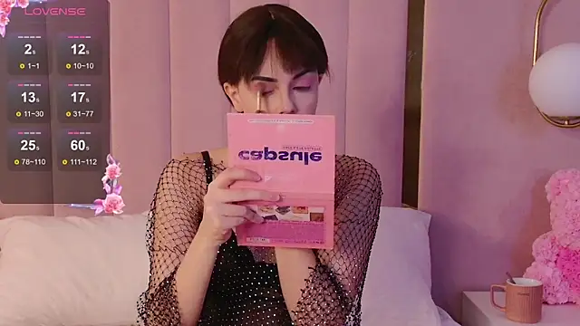 Miranda Kerry online show from December 2025 06:30:02 AM