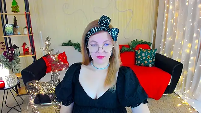 YourUniverser online show from December 2025 10:45:02 AM