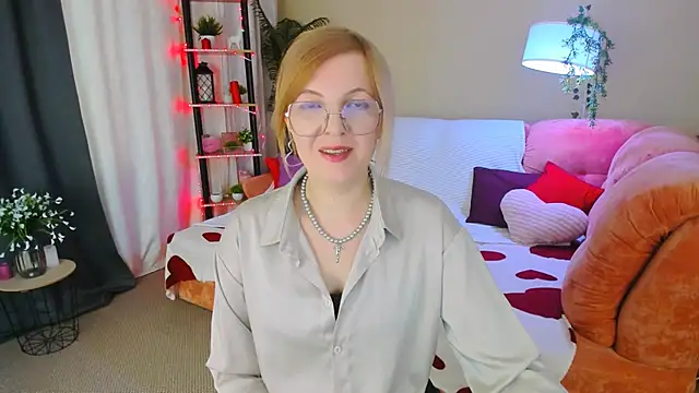 YourUniverser online show from June 2026 09:37:02 AM