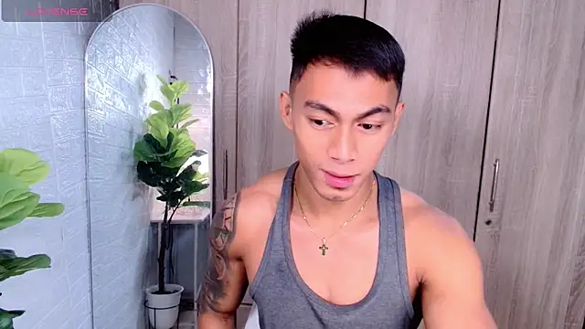 PinooyMilker online show from September 2025 02:44:02 AM