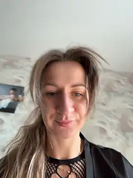 EvvaMur online show from April 2026 01:56:01 AM