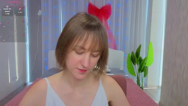 LuluChiiii online show from January 2026 11:04:01 AM