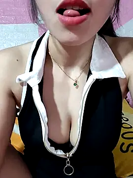 Ingrid428 online show from May 2026 03:01:01 AM