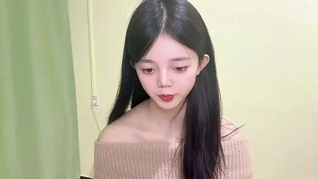 Nicole-13 online show from November 2025 06:44:01 AM