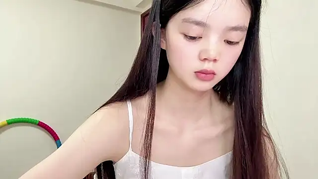 Nicole-13 online show from June 2026 11:53:01 PM