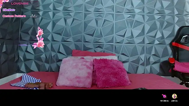 suzanhot 30 online show from March 2026 08:41:02 PM