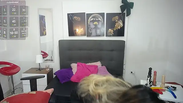 DianaPearls online show from November 2025 10:48:01 AM