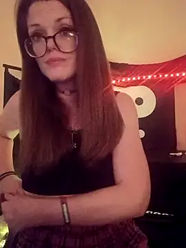 Snapshot of NovaVade chatting on September 2025 10:10:02 PM NovaVade online show from September 2025 10:10:02 PM