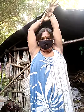 Hotty-rosni online show from November 2025 02:21:01 AM