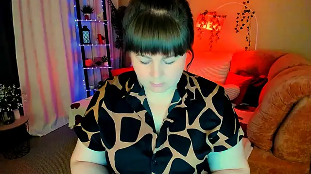 CrystaalStaar online show from June 2026 06:43:02 PM