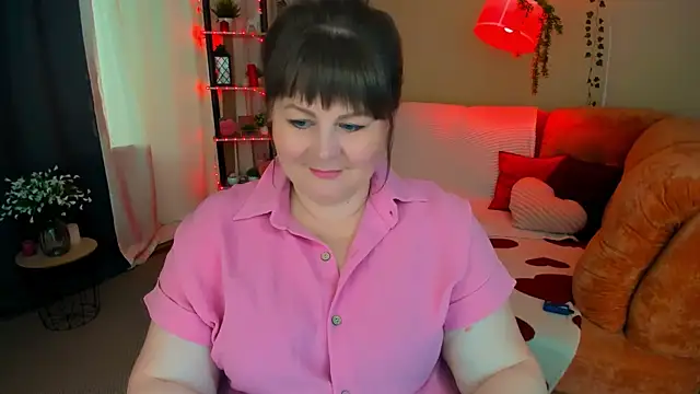 CrystaalStaar online show from July 2026 11:47:02 AM