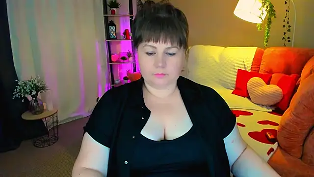 CrystaalStaar online show from July 2026 09:18:02 PM