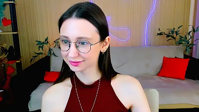 Snapshot of YourLovellyStory chatting on June 2026 11:59:02 AM YourLovellyStory online show from June 2026 11:59:02 AM