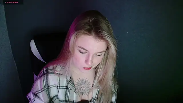 AngelicaHollywood online show from November 2025 10:23:01 PM