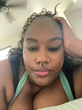 Cocomamii1 online show from May 2026 06:38:02 PM