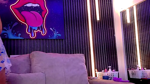 SophiaSummer online show from October 2025 11:53:02 AM