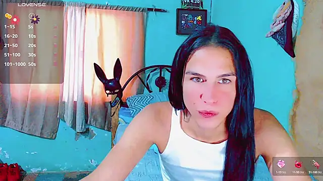 Snapshot of Azley_sweet chatting on January 2025 07:01:02 PM Azley sweet online show from January 2025 07:01:02 PM