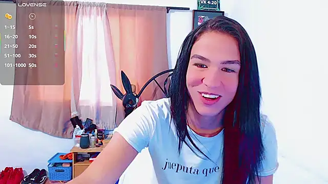 Snapshot of Azley_sweet chatting on January 2025 12:26:02 PM Azley sweet online show from January 2025 12:26:02 PM