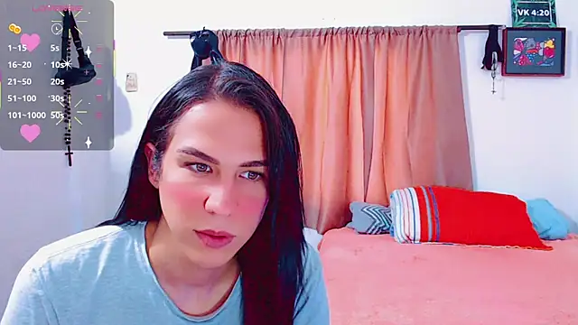 Snapshot of Azley_sweet chatting on February 2025 05:14:01 PM Azley sweet online show from February 2025 05:14:01 PM