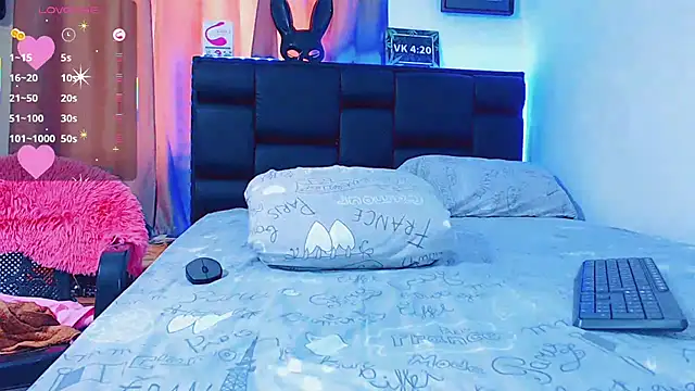 Snapshot of Azley_sweet chatting on March 2025 04:13:02 PM Azley sweet online show from March 2025 04:13:02 PM