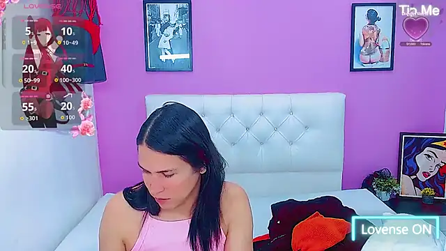 Snapshot of Azley_sweet chatting on September 2025 07:41:01 PM Azley sweet online show from September 2025 07:41:01 PM