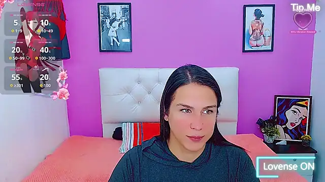 Snapshot of Azley_sweet chatting on October 2025 06:15:02 PM Azley sweet online show from October 2025 06:15:02 PM