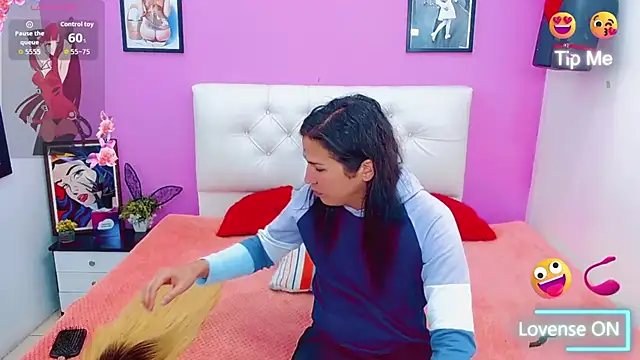 Snapshot of Azley_sweet chatting on October 2025 03:56:02 PM Azley sweet online show from October 2025 03:56:02 PM