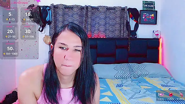 Snapshot of Azley_sweet chatting on November 2025 12:04:01 PM Azley sweet online show from November 2025 12:04:01 PM