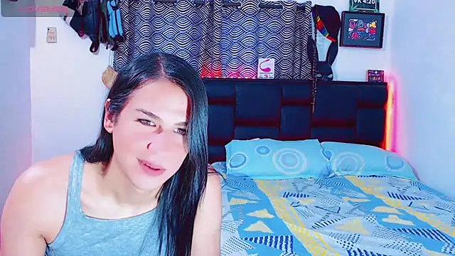 Snapshot of Azley_sweet chatting on November 2025 12:33:02 PM Azley sweet online show from November 2025 12:33:02 PM