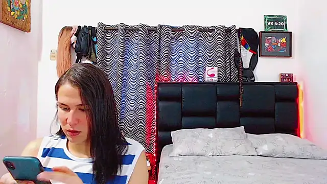 Snapshot of Azley_sweet chatting on November 2025 02:06:02 PM Azley sweet online show from November 2025 02:06:02 PM