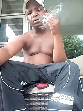 Snapshot of Thabo1004 chatting on December 2025 03:07:01 PM Thabo1004 online show from December 2025 03:07:01 PM