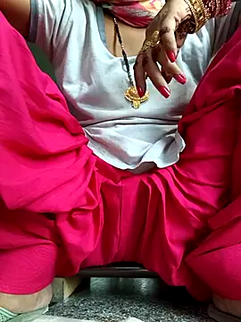 Love-pari077 online show from October 2025 12:15:01 PM