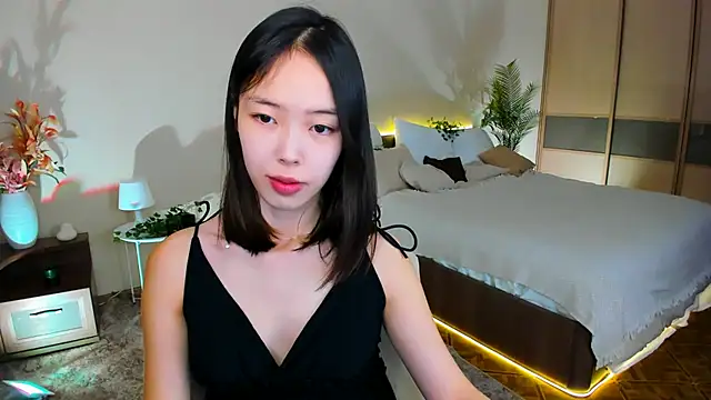 Snapshot of SoulHarmoonyy chatting on October 2025 01:12:02 PM SoulHarmoonyy online show from October 2025 01:12:02 PM