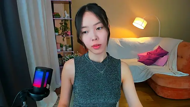 Snapshot of SoulHarmoonyy chatting on October 2025 07:27:01 PM SoulHarmoonyy online show from October 2025 07:27:01 PM