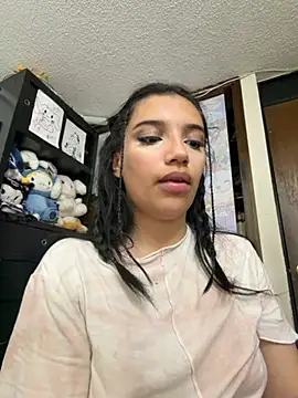 Capybarita online show from April 2026 10:32:01 PM