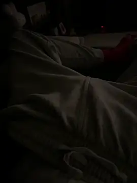 Snapshot of Frankieyyy1 chatting on December 2025 01:22:01 AM Frankieyyy1 online show from December 2025 01:22:01 AM