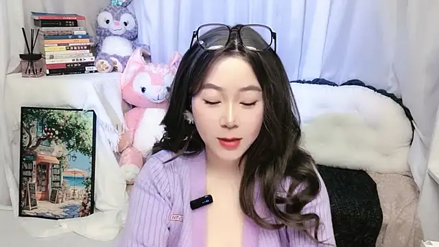 Emmaq996 online show from April 2026 01:03:01 AM