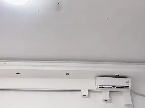 xiaojie2563 online show from December 2025 10:20:02 AM