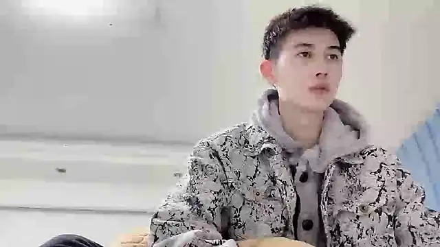 xiaojie2563 online show from December 2025 10:46:02 AM