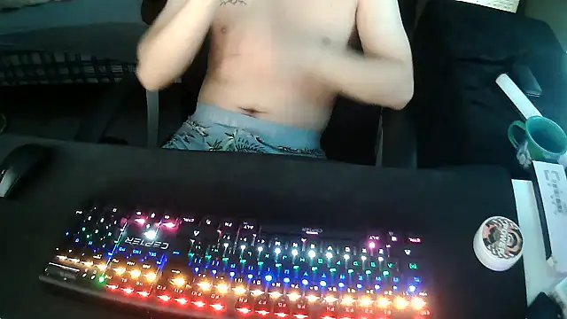 solooboy18 online show from September 2025 12:40:01 PM