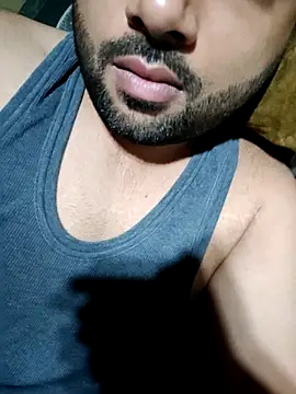 Snapshot of Banti26 chatting on June 2026 08:11:01 PM Banti26 online show from June 2026 08:11:01 PM