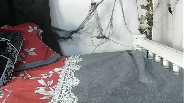 Snapshot of angelainparis28 chatting on October 2025 01:03:01 AM angelainparis28 online show from October 2025 01:03:01 AM